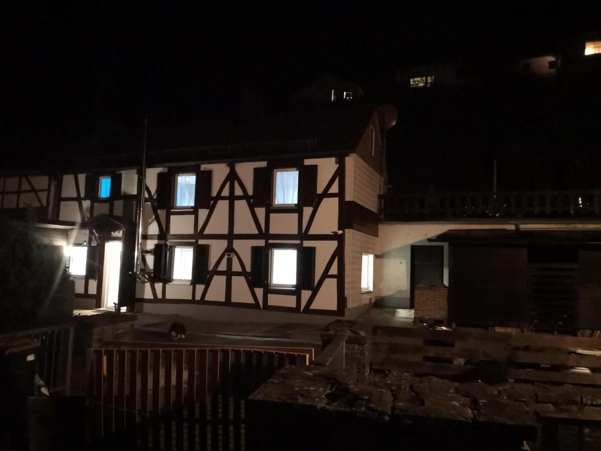 فيلا Haus Am Fluss Kall المظهر الخارجي الصورة